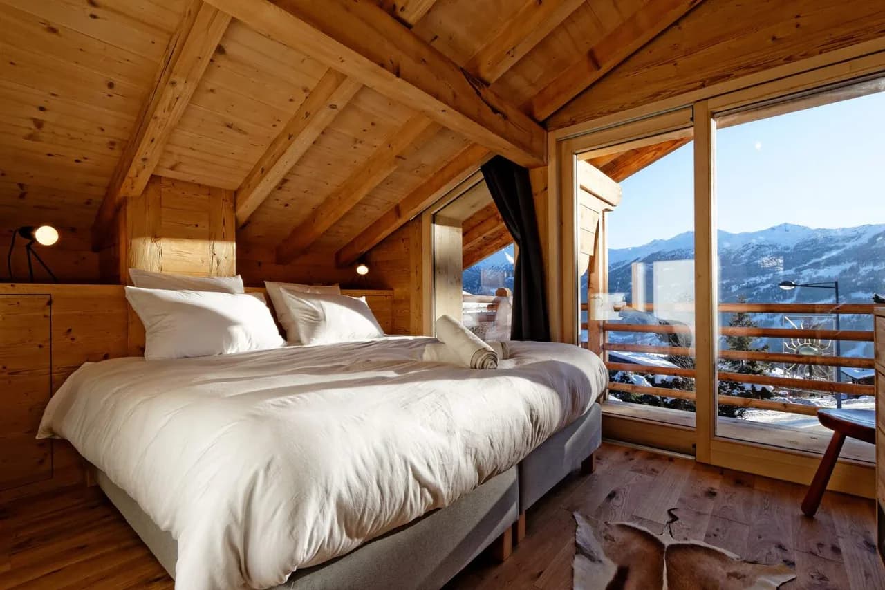 CHALET ÉBLOUISSANT AVEC SAUNA ET JACUZZI, photo 5