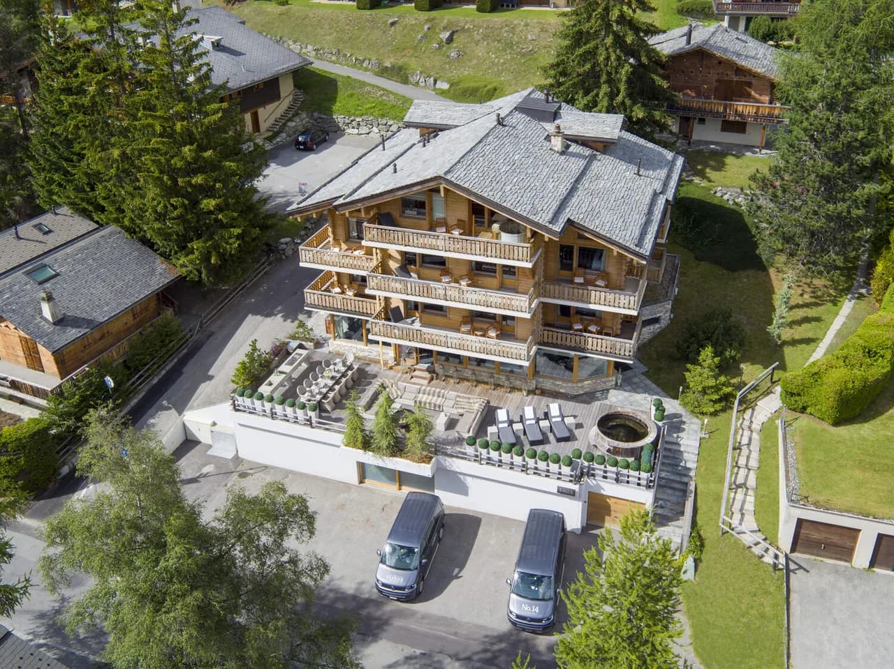 CHALET ESPECTACULAR Y GRANDE CON JACUZZI INTERIOR Y SALA DE VAPOR, foto 3