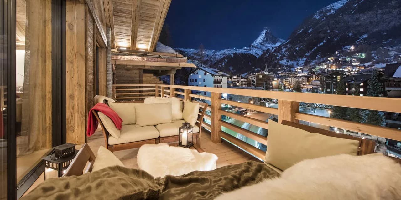 Verzauberndes authentisches Chalet mit Jacuzzi und Sauna