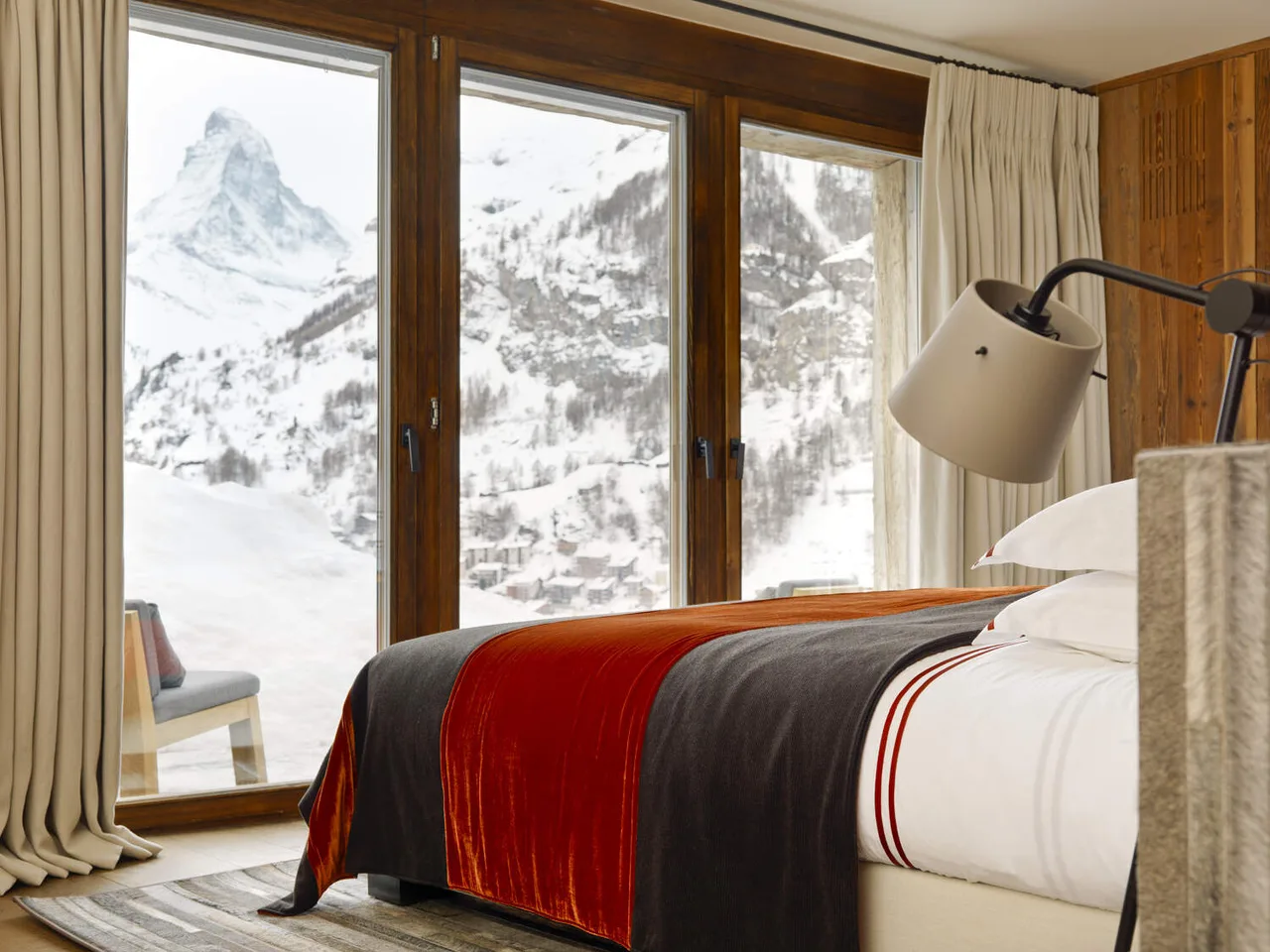 SCHÖNES GRAND CHALET MIT DAMPFBAD, SAUNA UND JACUZZI, Foto 4