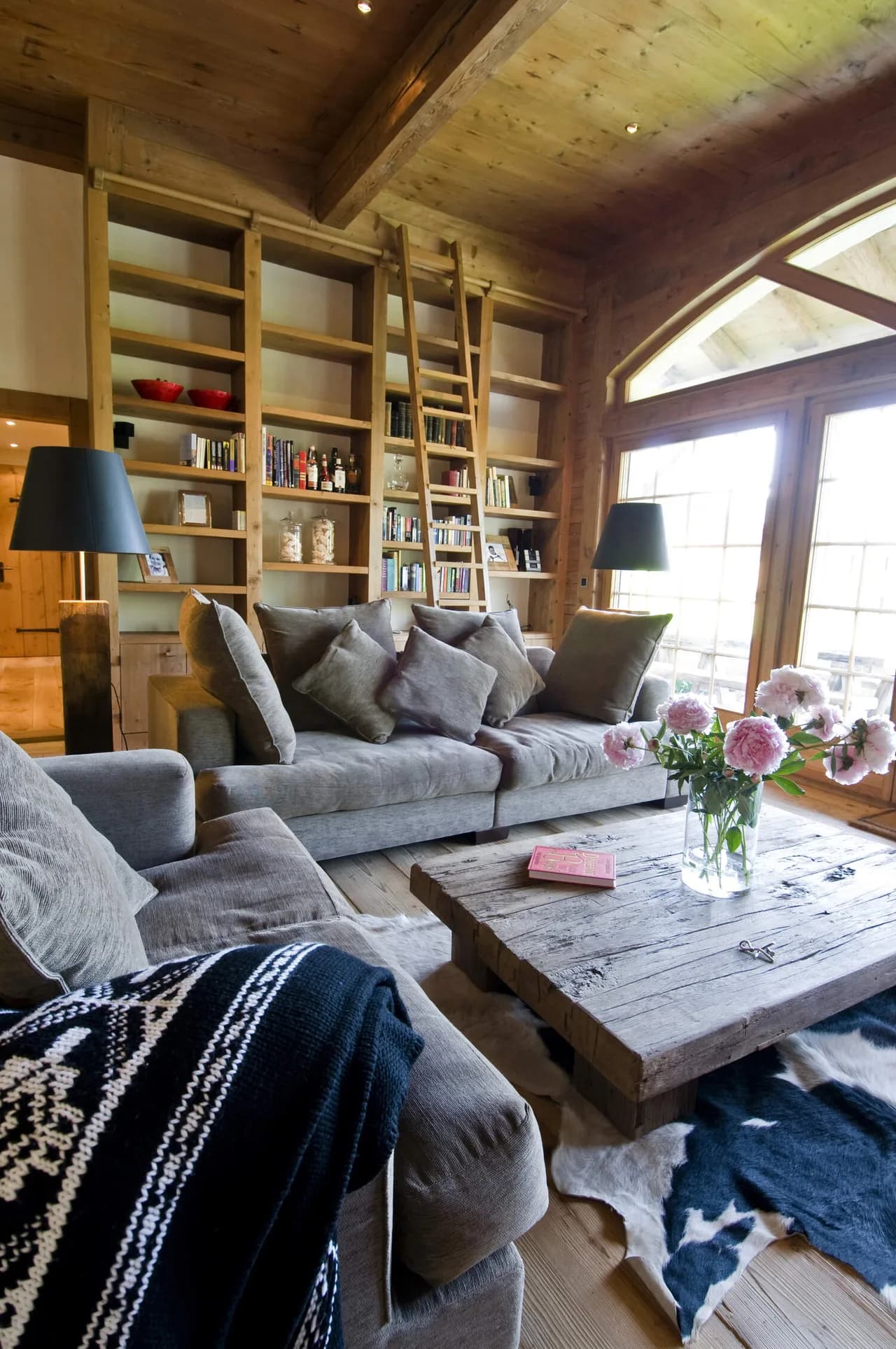 Acogedor Chalet de Montaña con Terraza en Bagnes, foto 5