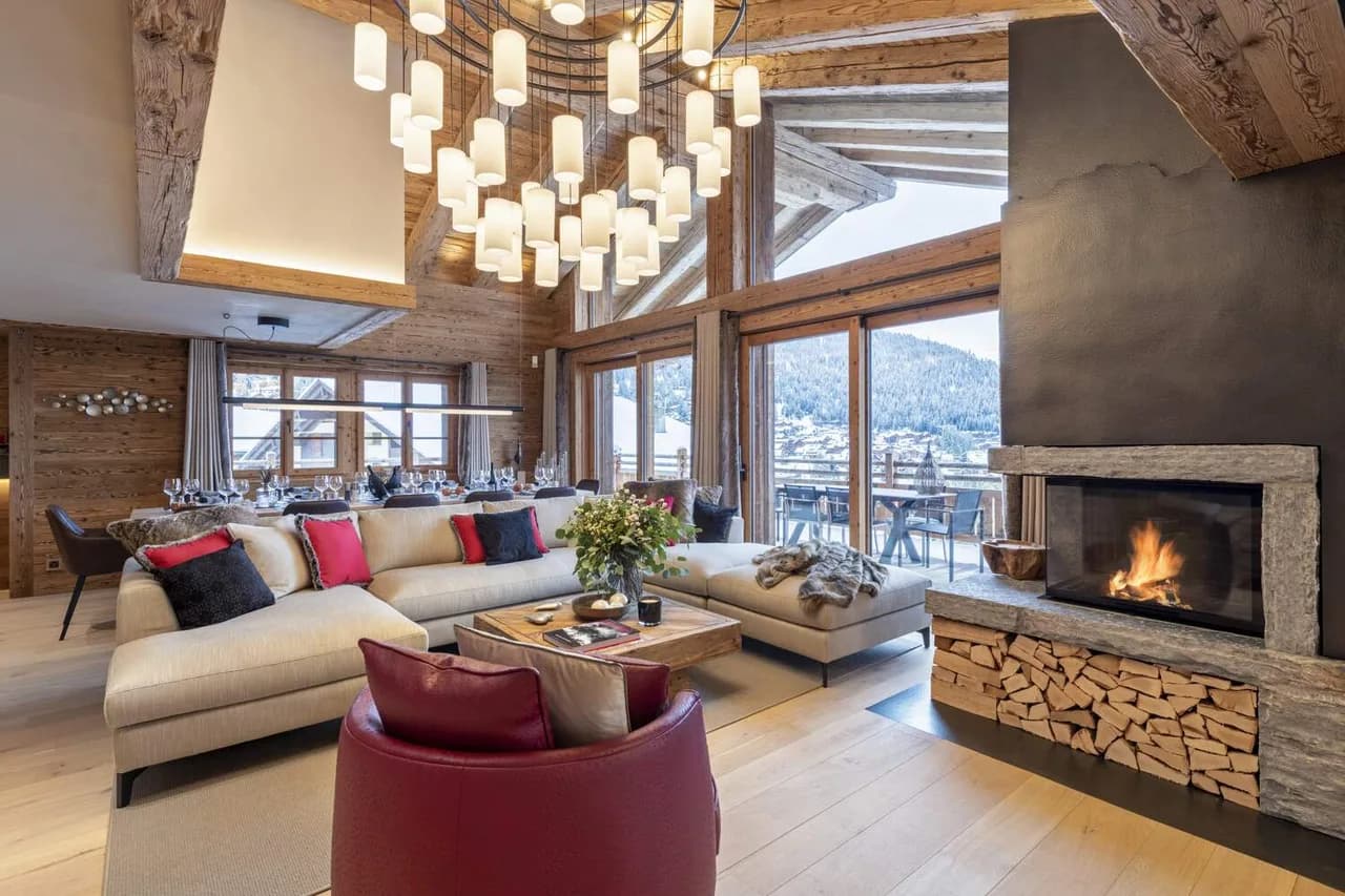 MAISON SPECTACULAIRE AVEC JACUZZI EXTÉRIEUR ET VUES MONTAGNEUSES PITTORESQUES, photo 2