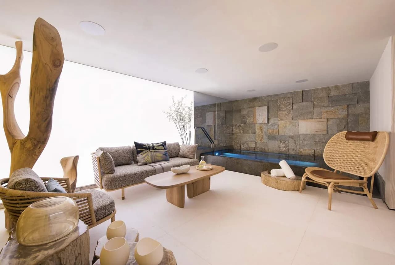 GRAND PRISTINE CHALET MIT JACUZZI UND DAMPFBAD, Foto 3
