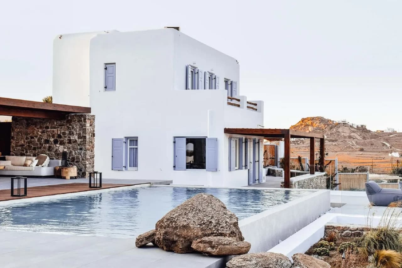 Villa de Alta Gama en Mykonos con Majestuosa Vista al Mar