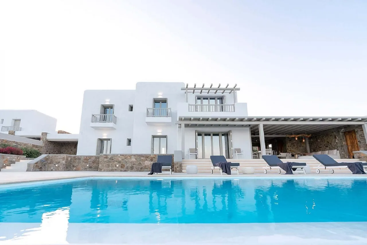 Luxusvilla auf Mykonos mit erstklassigem Meerblick
