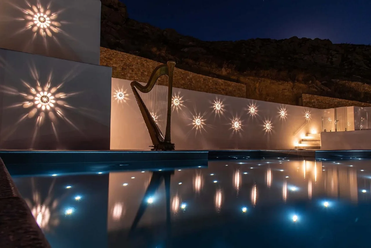 3-Ebenen Mykonos Villa mit atemberaubendem Blick für pure Verwöhnung, Foto 2