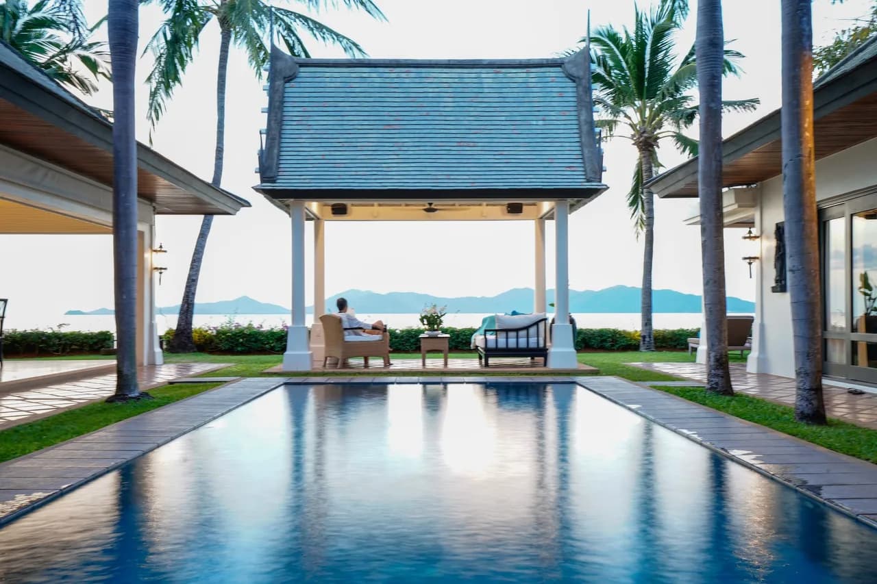 Villa contemporánea en una playa virgen, foto 3