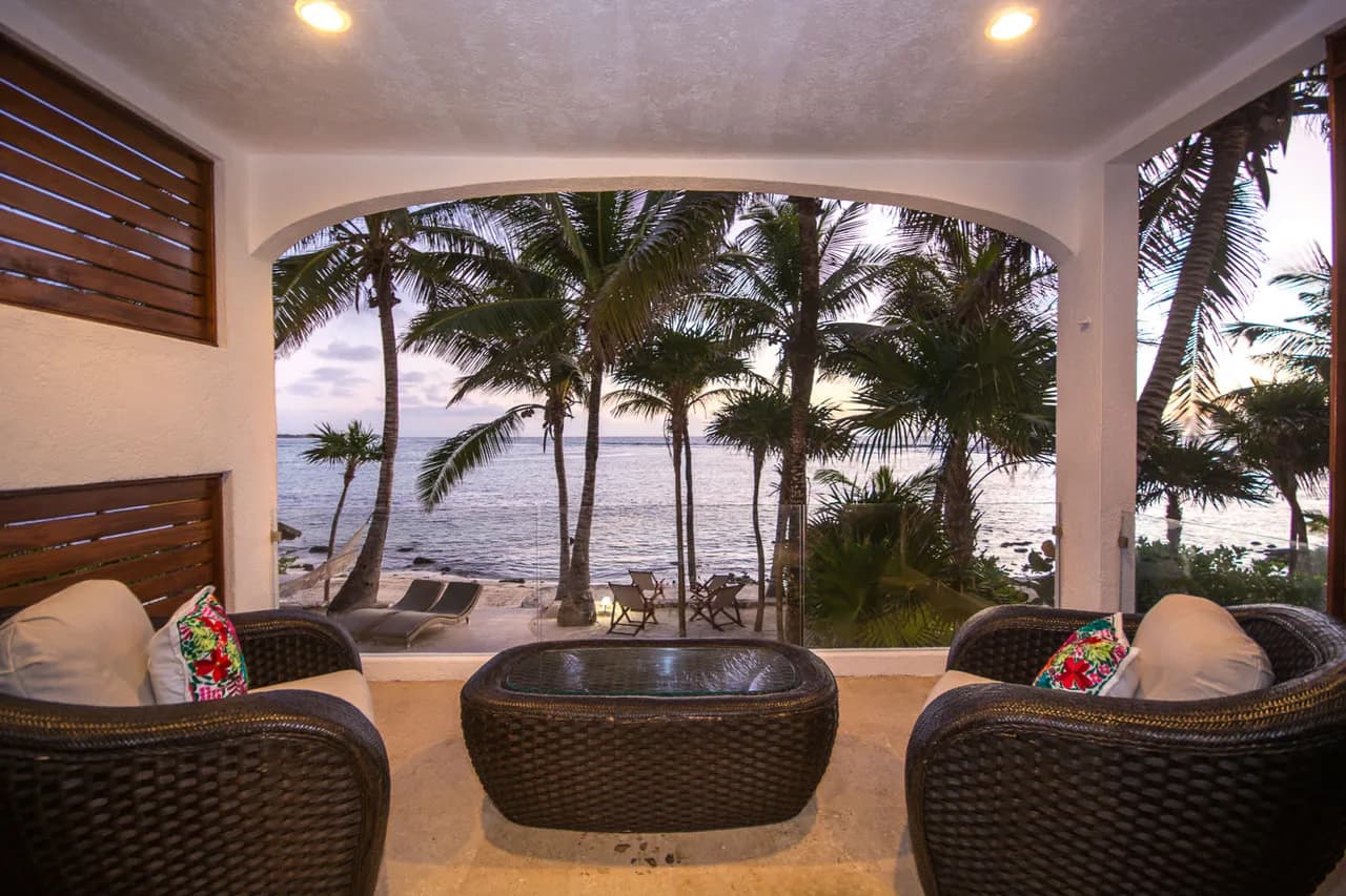 Beachfront Five-Bedroom Villa in Tulum, Foto 5