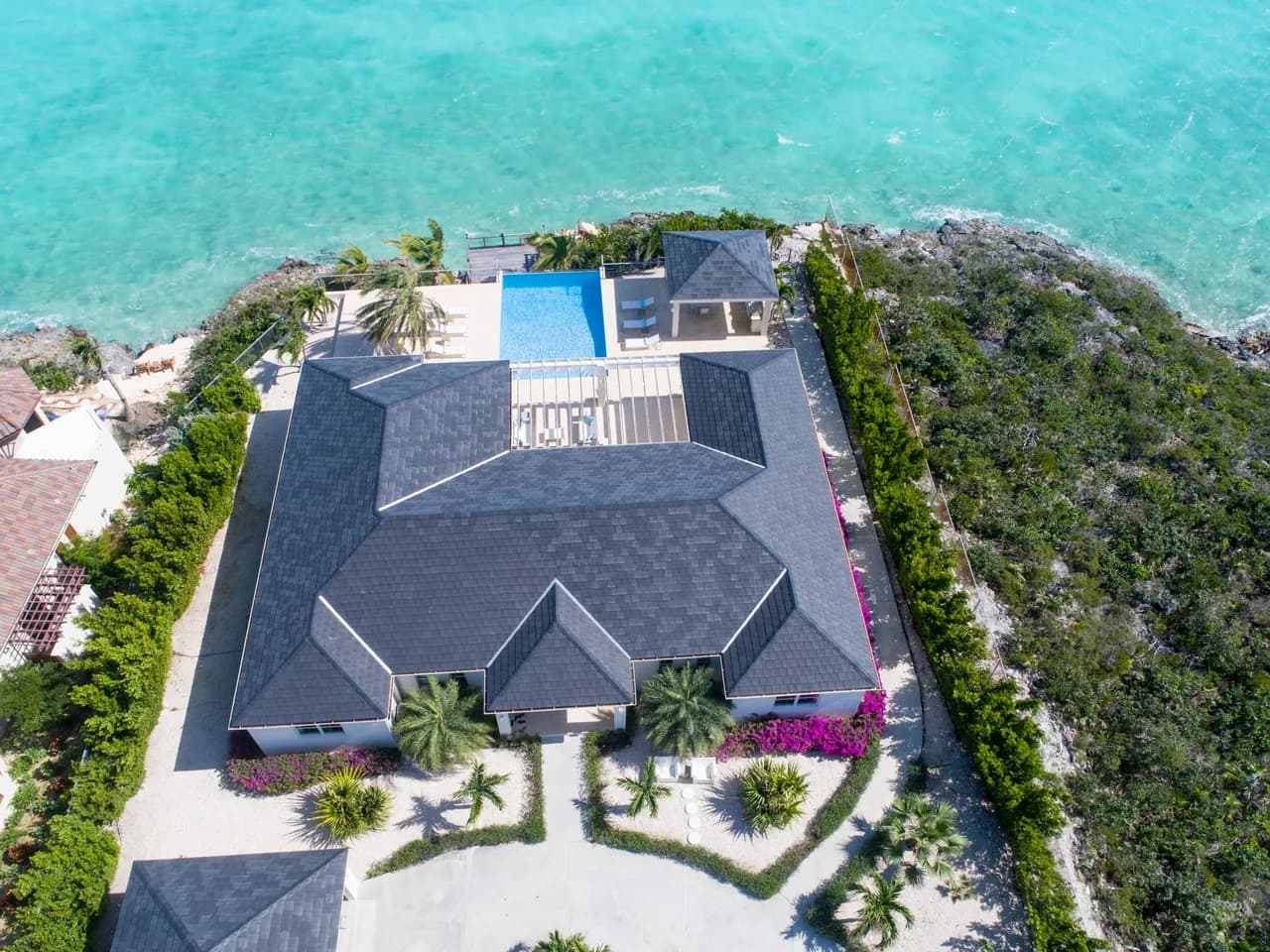 Oceanfront Five Bedroom Villa in Providenciales photo 5
