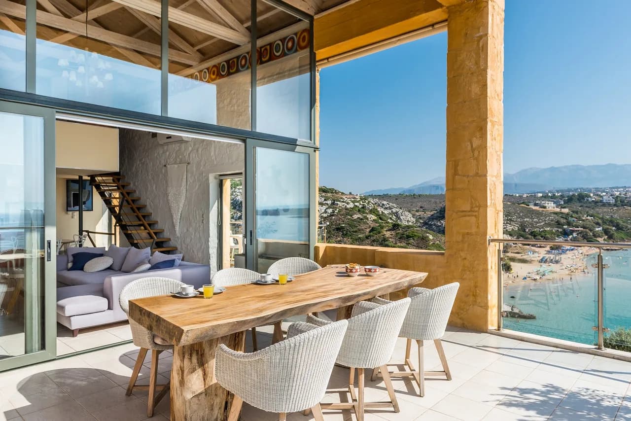 Luxury Villa Situated On The Highest Hill Of Akrotiri photo 4