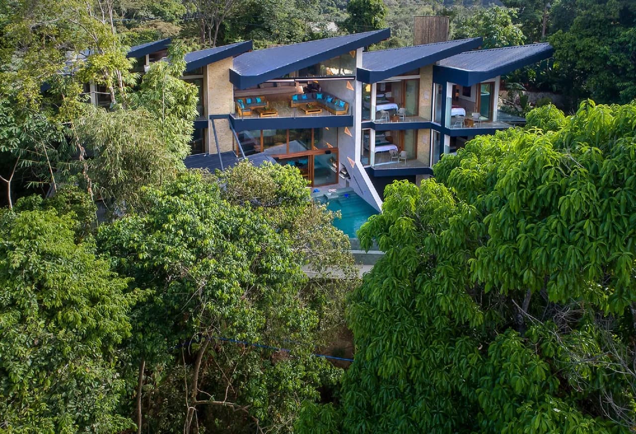 Exotische private Luxusvilla mit unberührter Landschaft, Foto 5