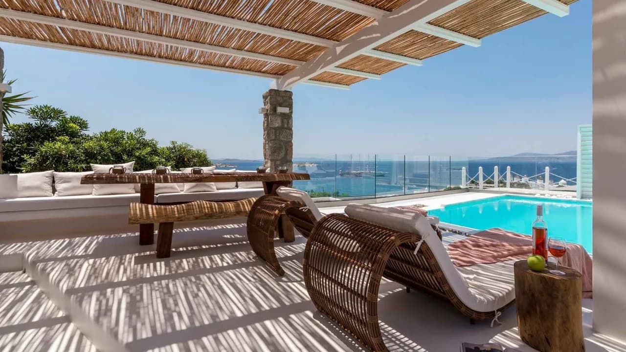 Vibrant Mykonos Villa Very Near From The Picturesque Alleyways Of Chora photo 3