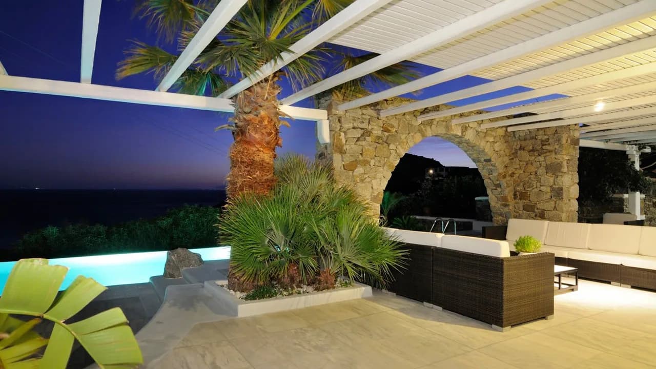 5 Bedroom Stunning Villa In Close Proximity To Ornos Beach photo 2