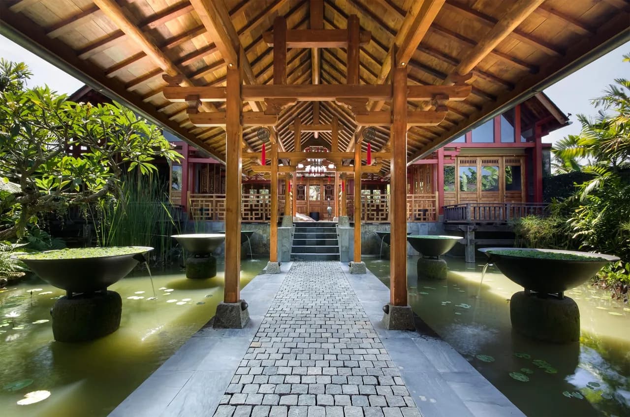 Exquisit gestaltete Villa mit absoluter Privatsphäre, Foto 3