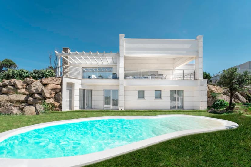 Contemporary villa located in the unspoiled nature of Sardinia