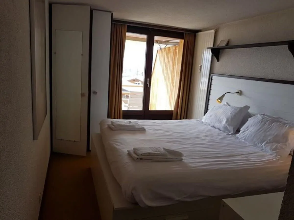 Appartement parfaitement situé avec balcon ensoleillé orienté sud-est, photo 4