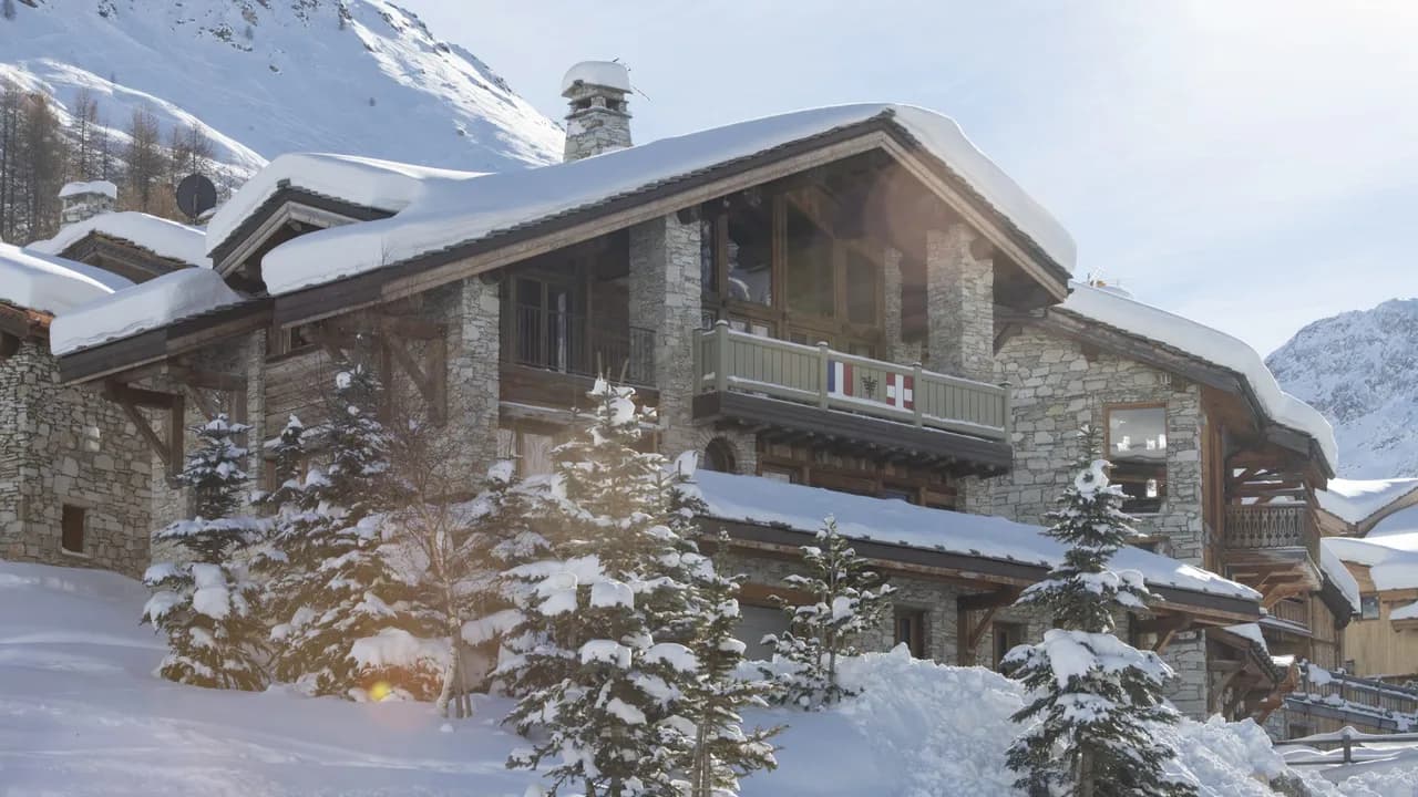 Sensacional fusión de chalet tradicional perfectamente ubicado, foto 2