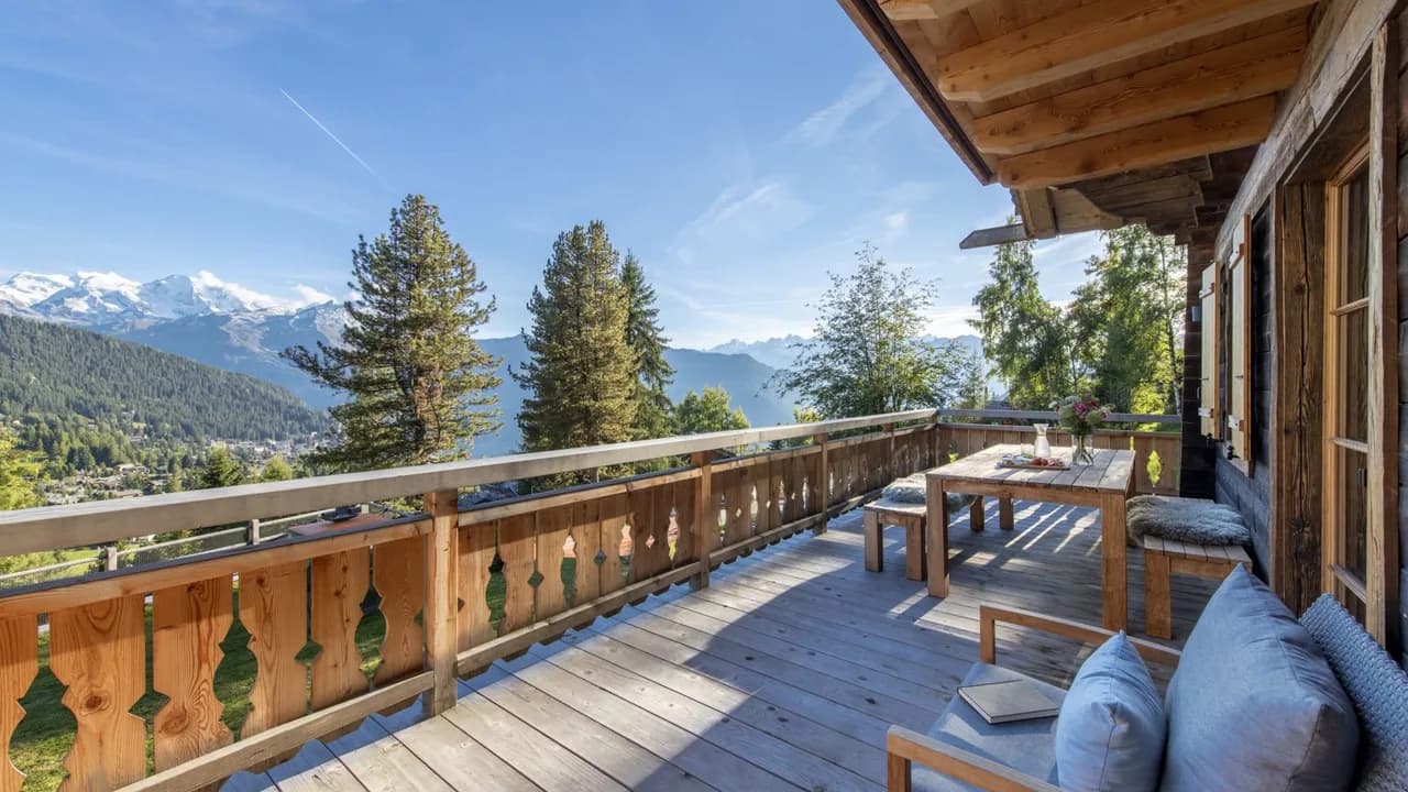Chalet Familial Chic avec Vue sur les Montagnes, photo 2