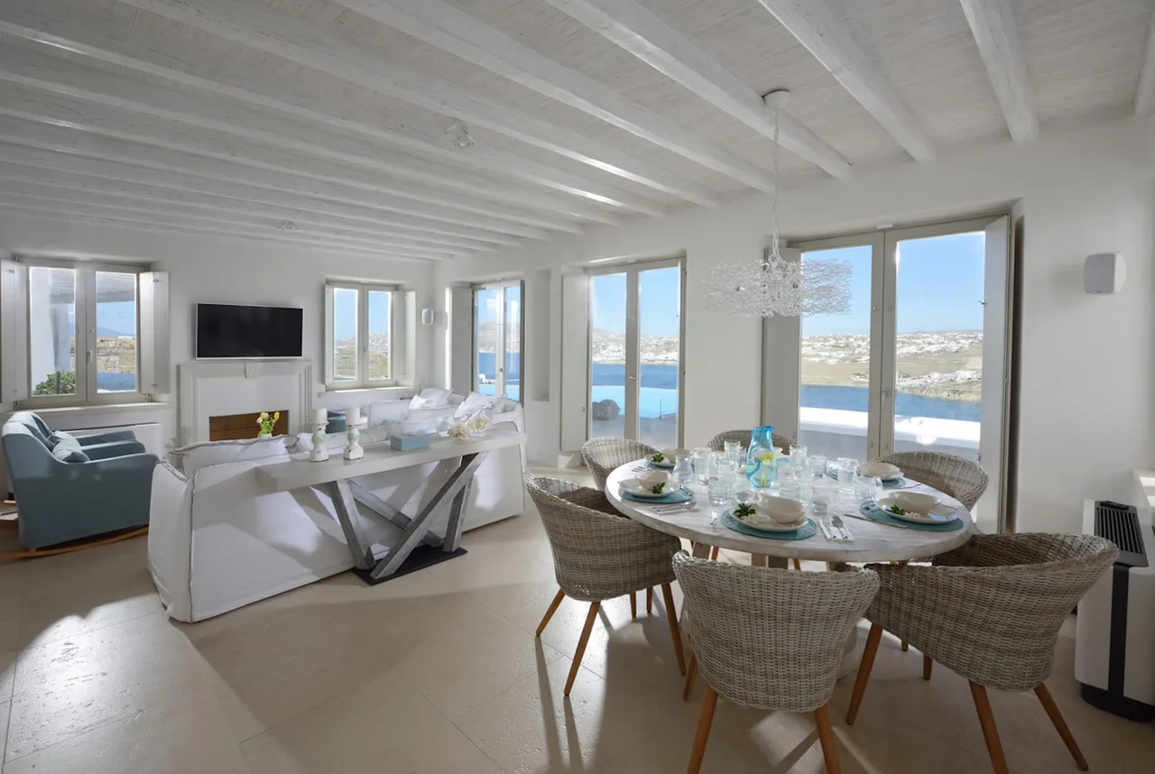 Villa con panorámica intrigante y acabados elegantes, foto 4