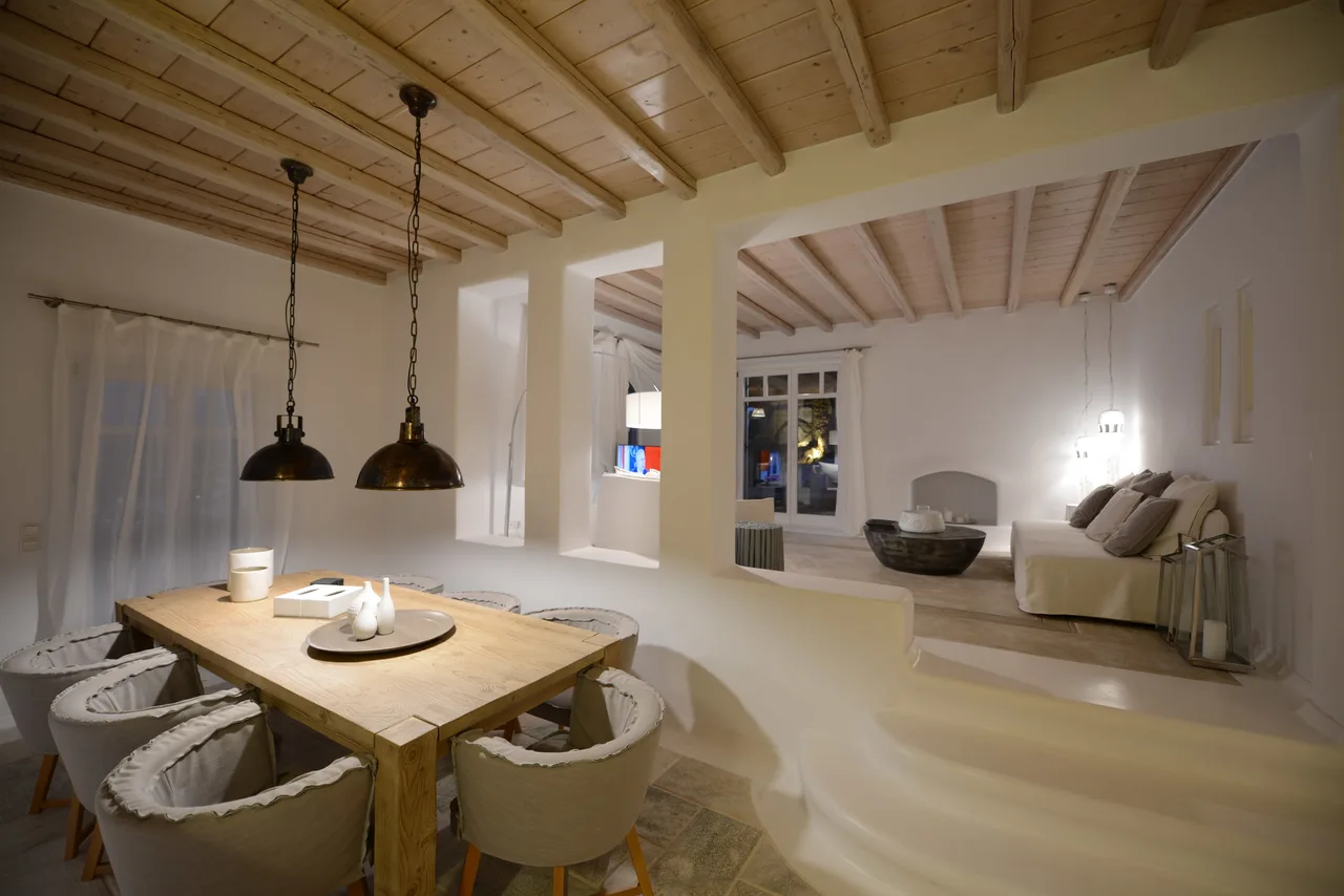 Sleek modern villa in St Lazarus area photo 3