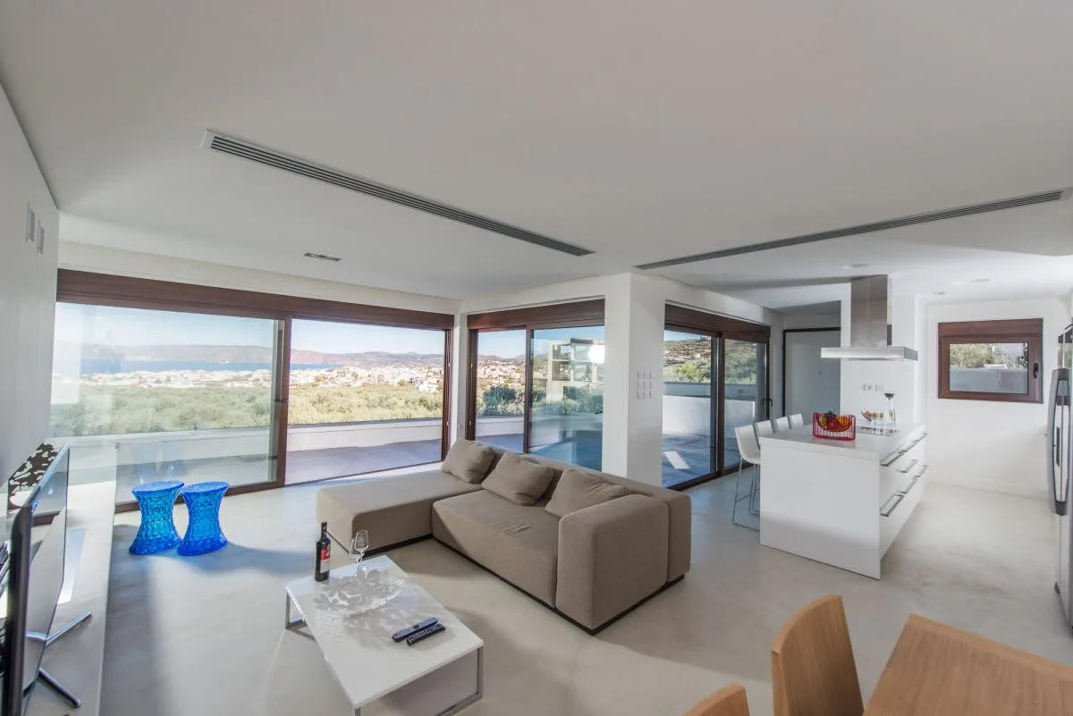 TRADITIONELLE LUXUSVILLA MIT ATEMBERAUBENDEM POOL UND MEERBLICK, Foto 2