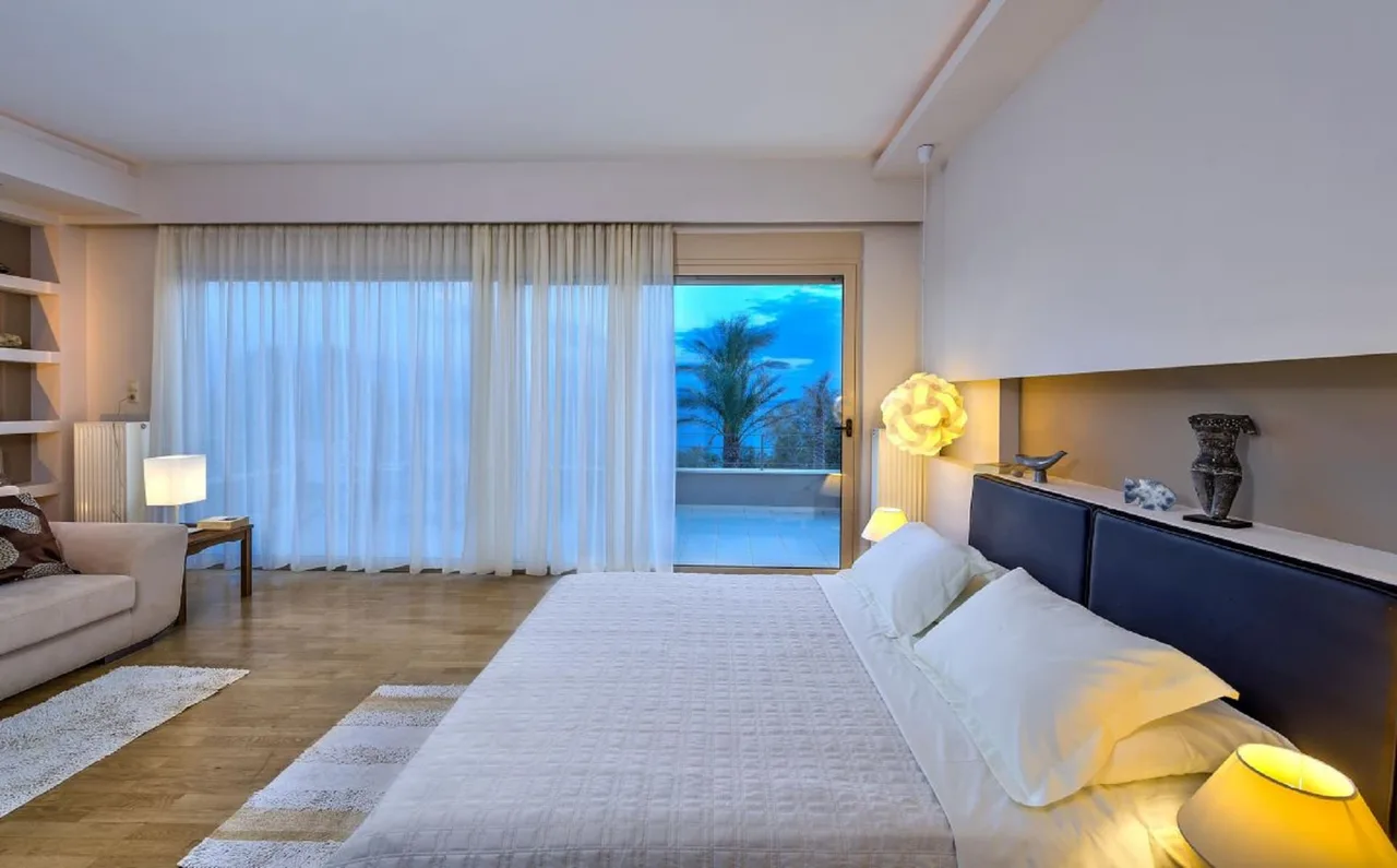 VILLA CONTEMPORÁNEA FRENTE AL MAR CON PISCINA PRIVADA, foto 3