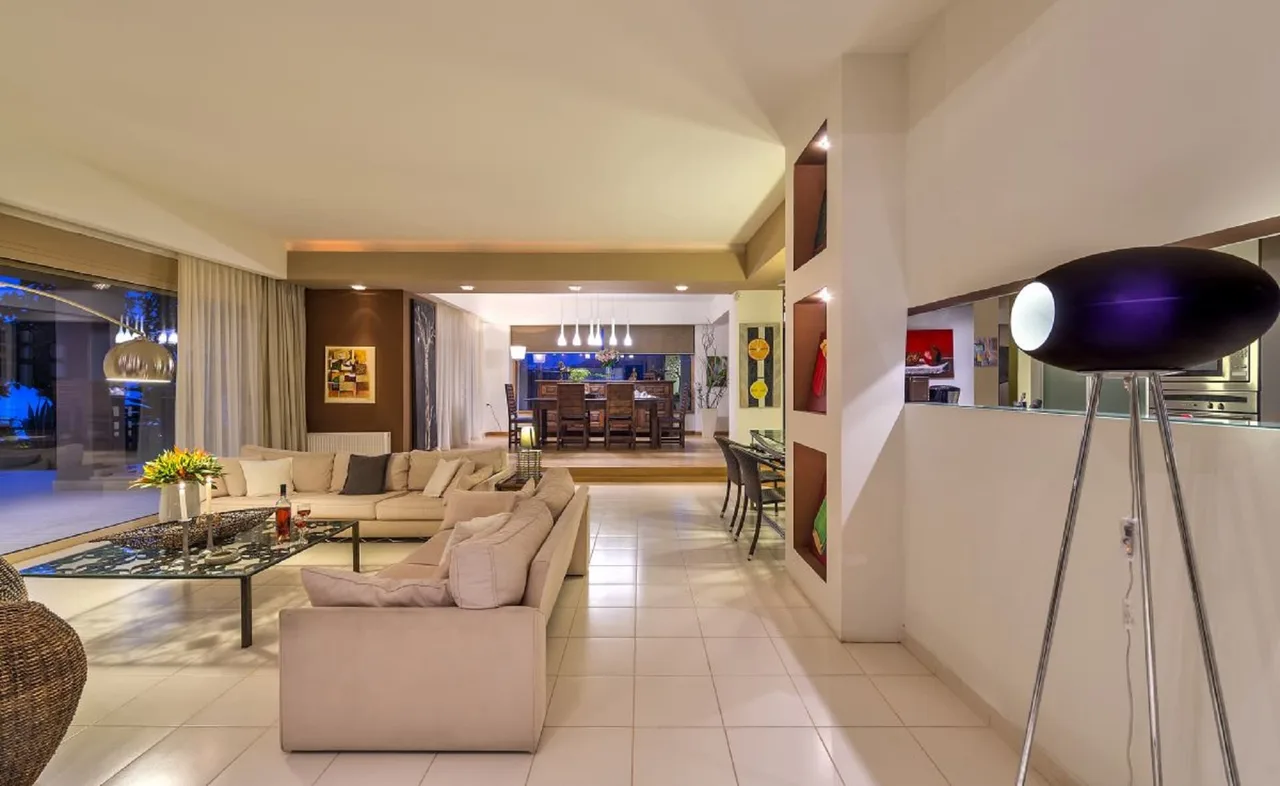 VILLA CONTEMPORÁNEA FRENTE AL MAR CON PISCINA PRIVADA, foto 5