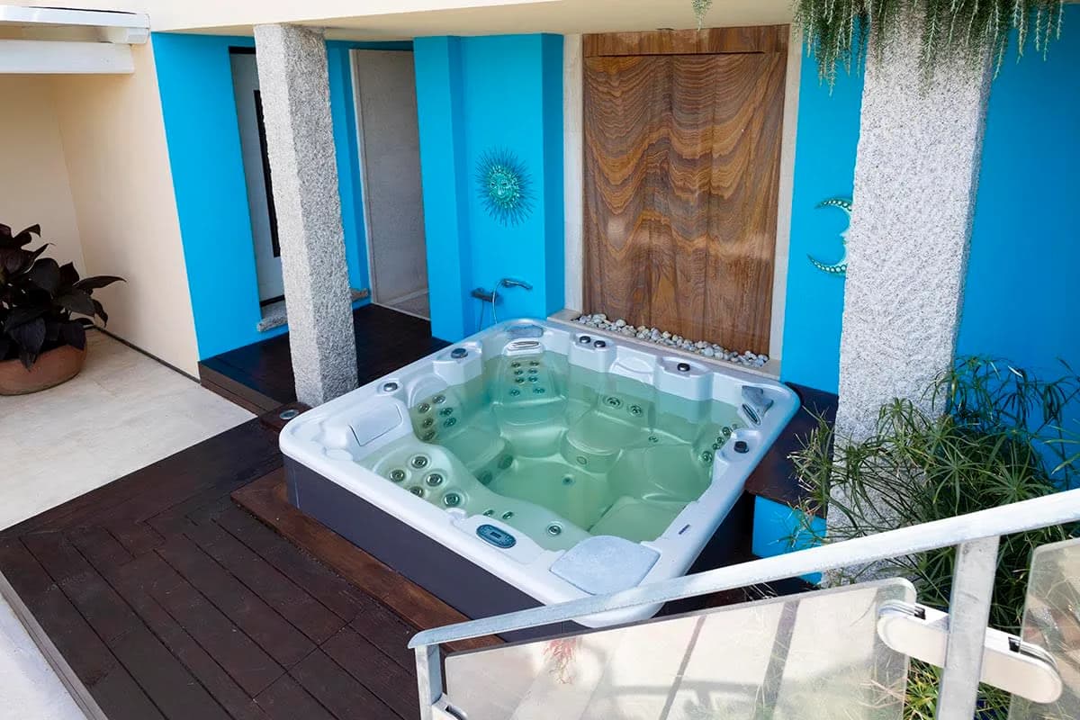 Moderne italienische Villa mit Pool und Jacuzzi, Foto 5