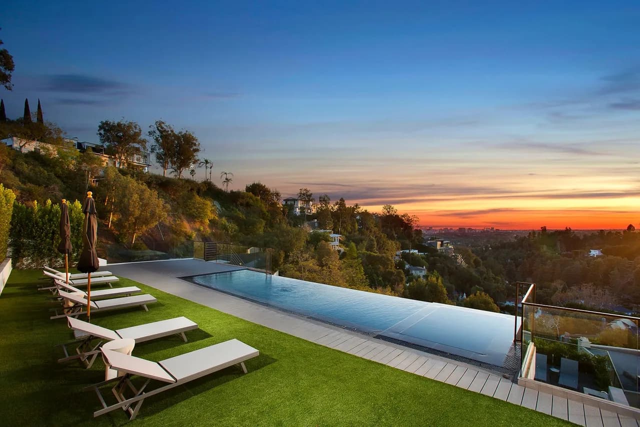 Beverly Hills Villa mit 3 Etagen