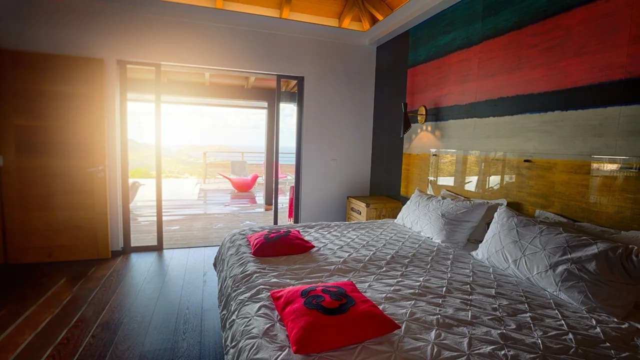 Contemporary Villa Offering Utmost Luxury photo 5