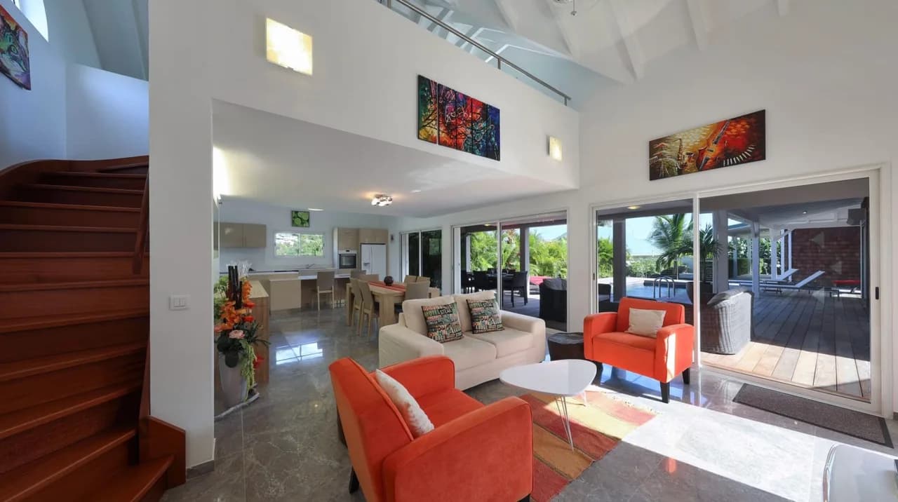 Traditional Villa Close to the Pebble Beach photo 3