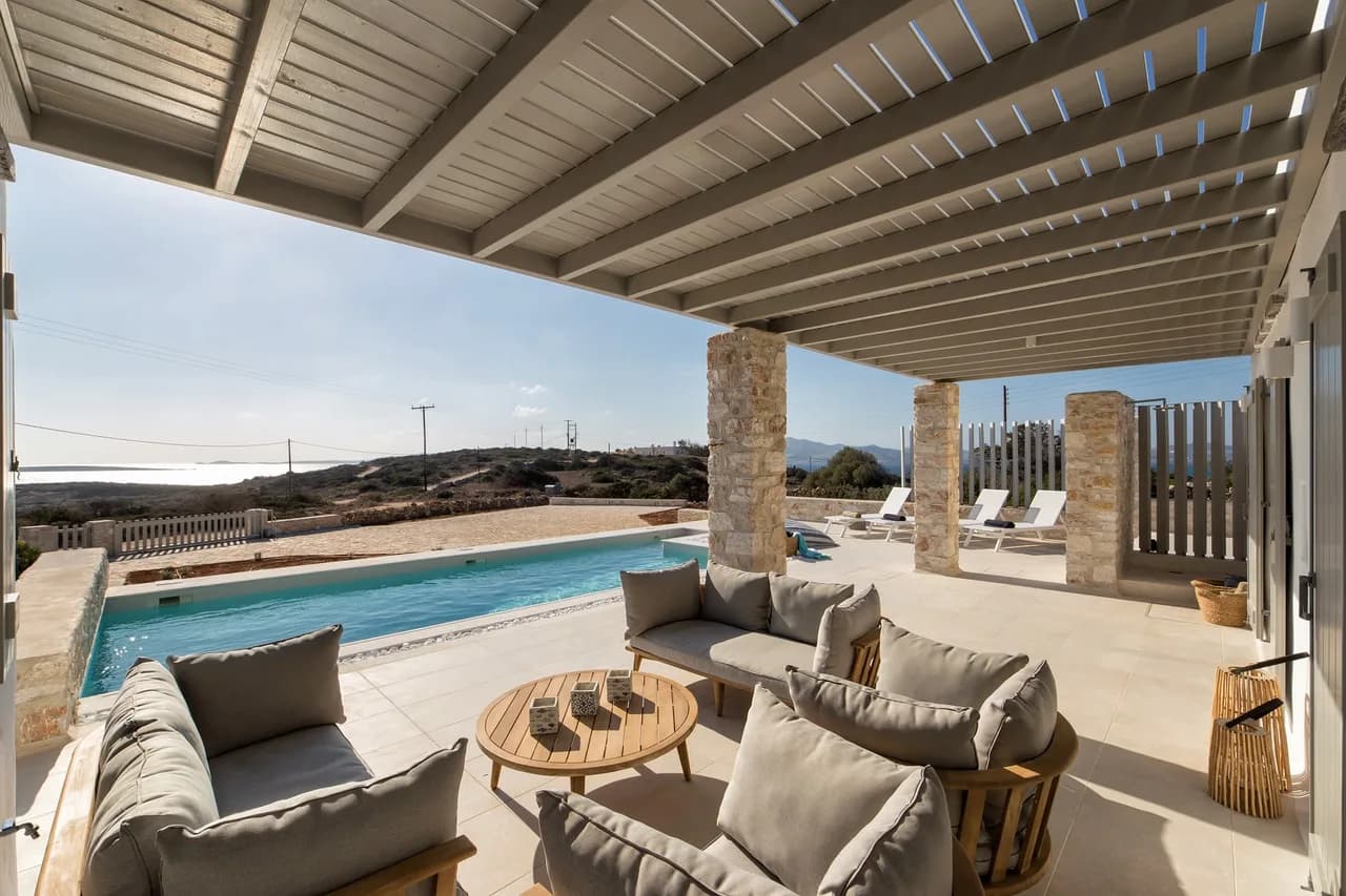 Luxury Villa With Dreamy Vacation Scenery photo 5