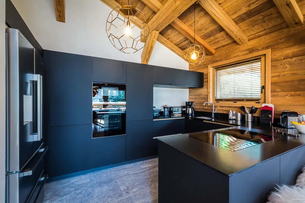 Picturesque Chalet in a Peaceful Location photo 5