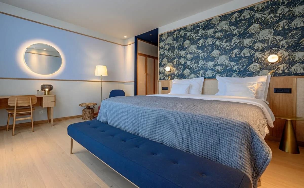 Villa de estilo mediterráneo con piscina infinita, foto 3