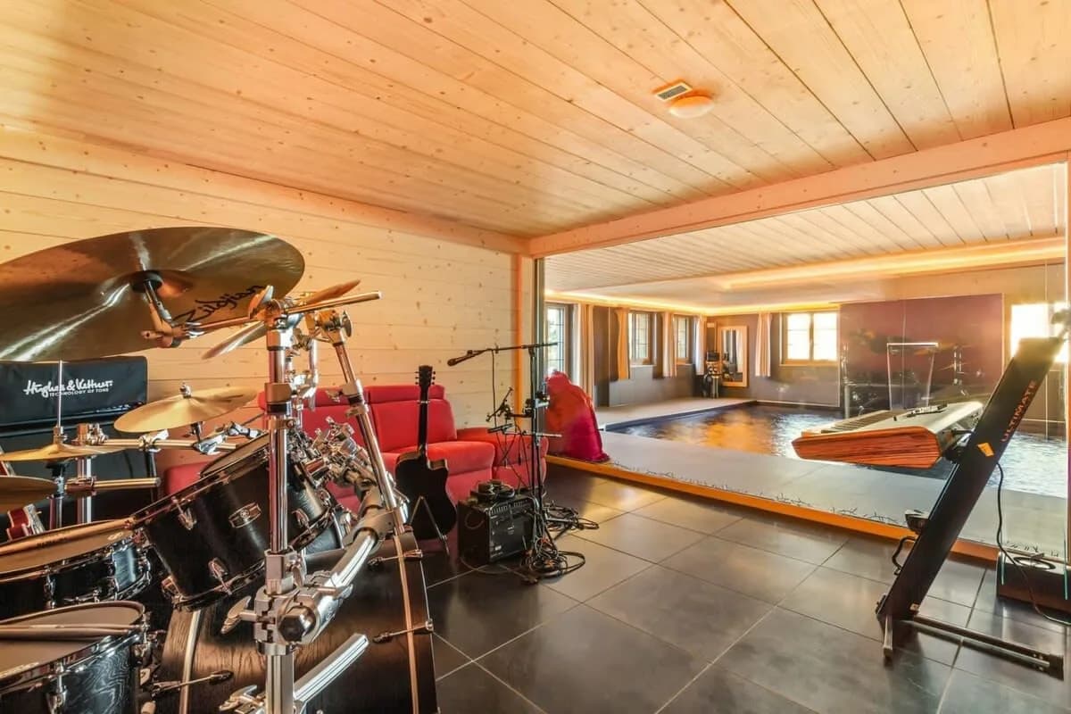 Beautiful Modern Chalet in the Nature Gstaad  Region, Foto 5