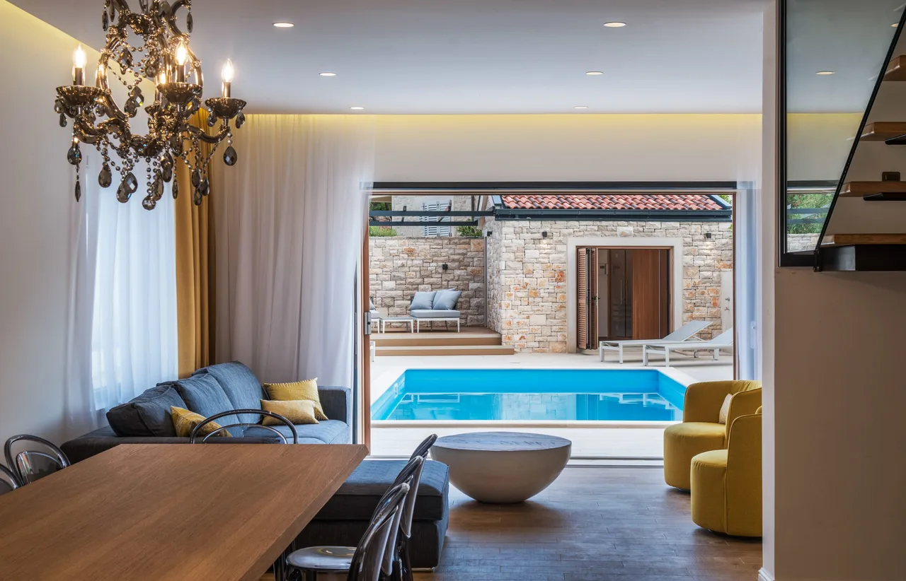Luxuriöse 4-Sterne-Villa mit atemberaubendem Meerblick, Foto 2