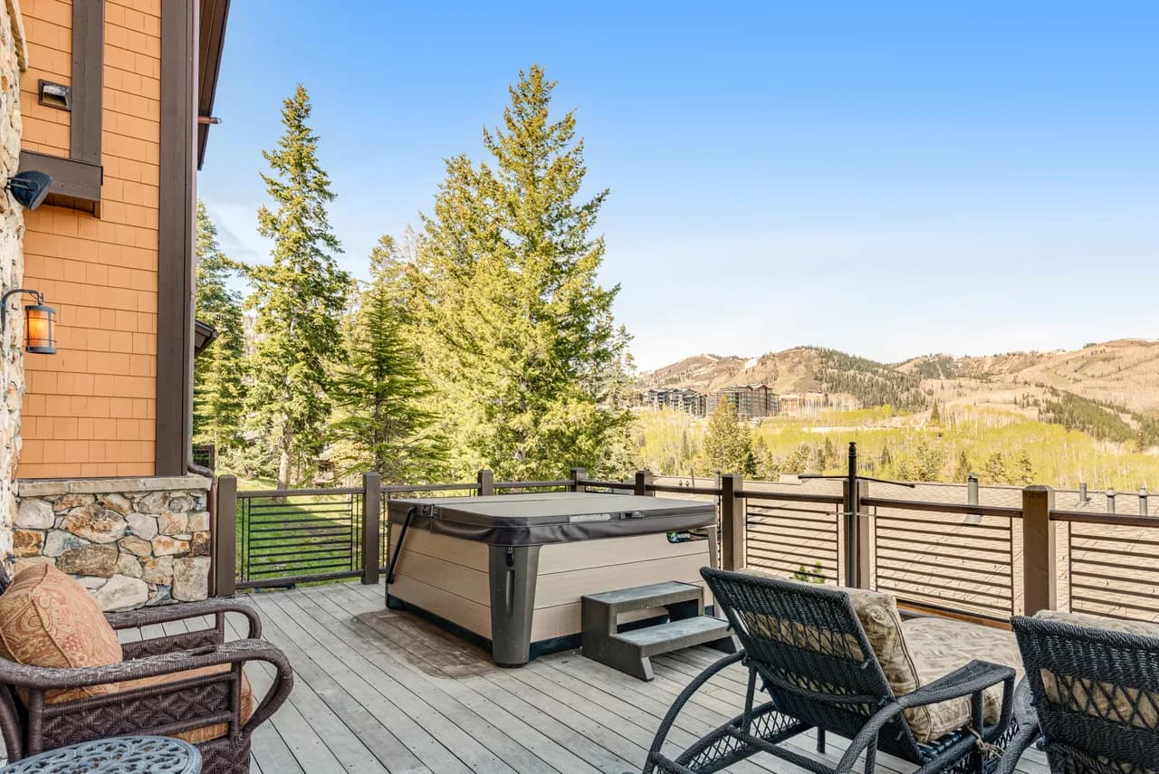Gorgeous Deer Valley home minutes from the slopes! photo 3