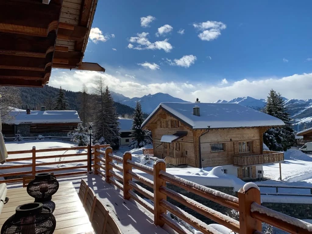 Chalet Incroyable avec Design Intérieur Éblouissant, photo 3