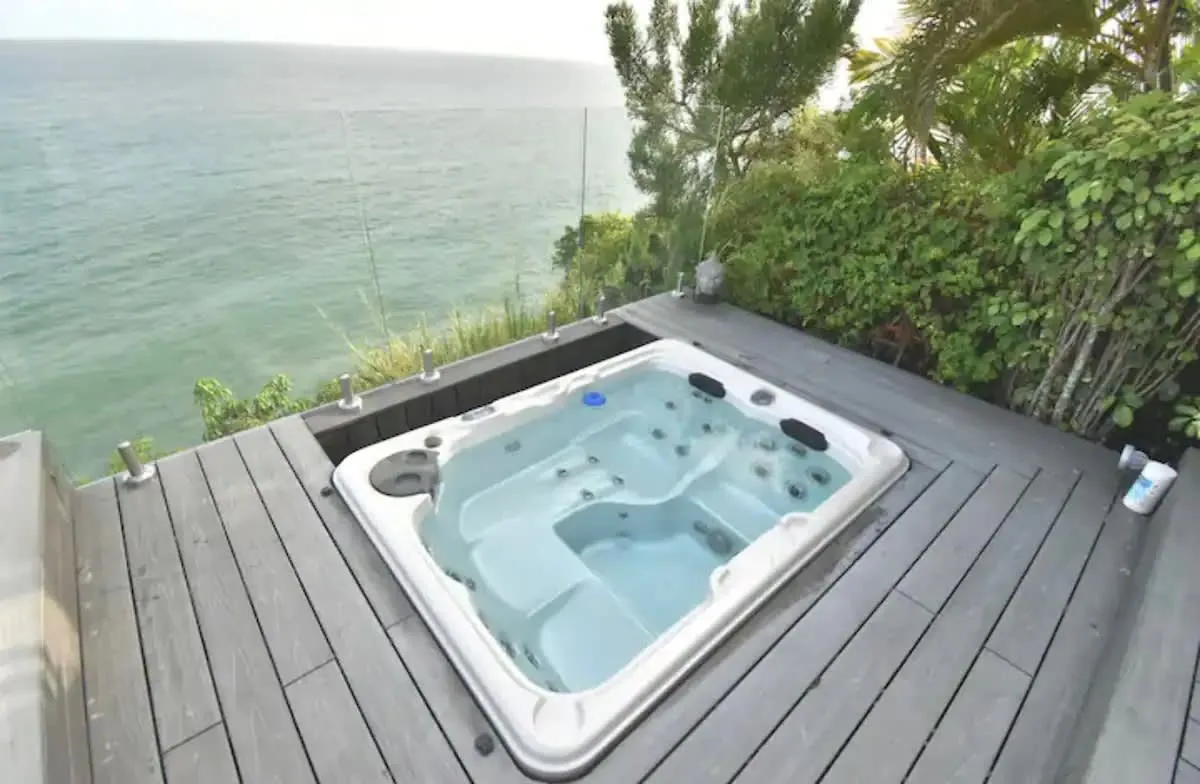 Atemberaubende schicke Villa mit privatem Pool und Jacuzzi, Foto 2