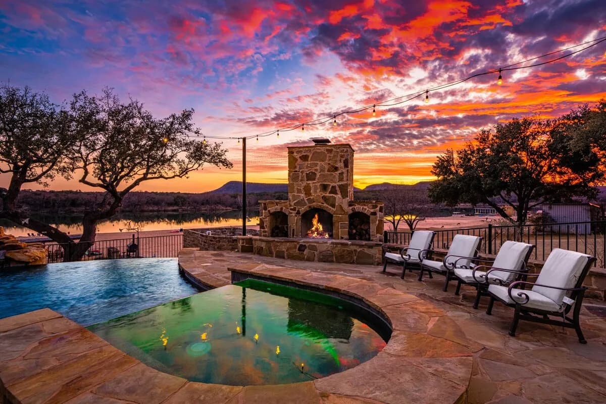 Ocean View Beachfront Villa in Austin photo 5