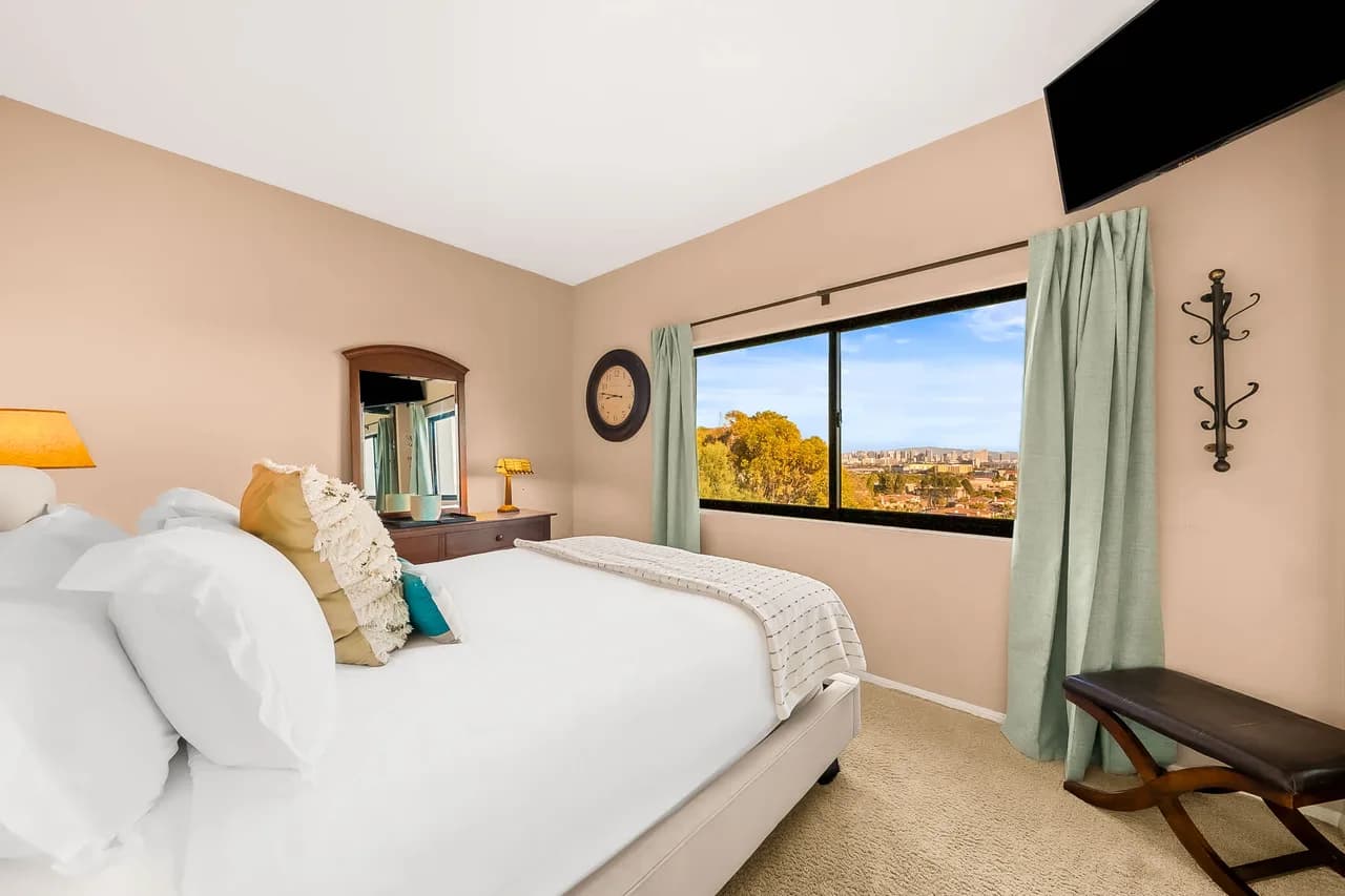 Bay View Three Bedroom Villa in San Diego, photo 5