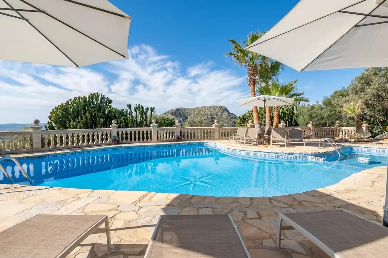 Villa en la Cima de la Colina con Vistas Panorámicas en Mallorca, foto 2