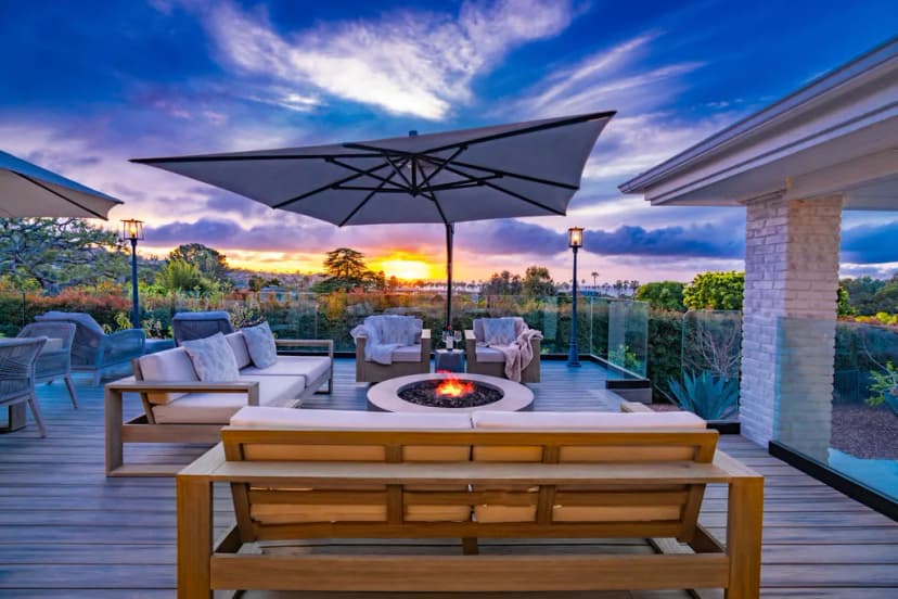 Ocean View Villa Steps to the Beach in San Diego