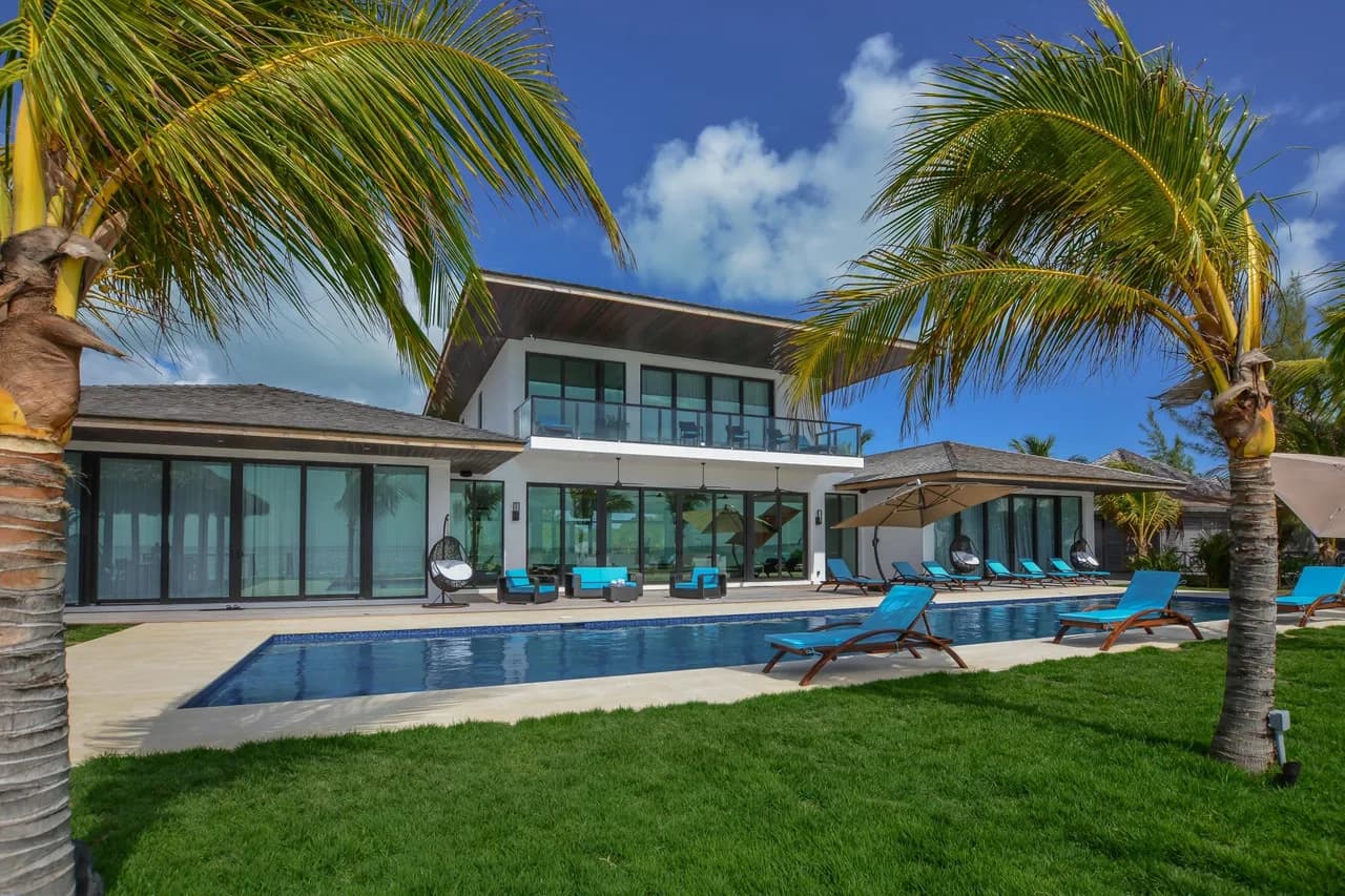 Luxuriöse Villa am Meer in den Bahamas, Foto 2