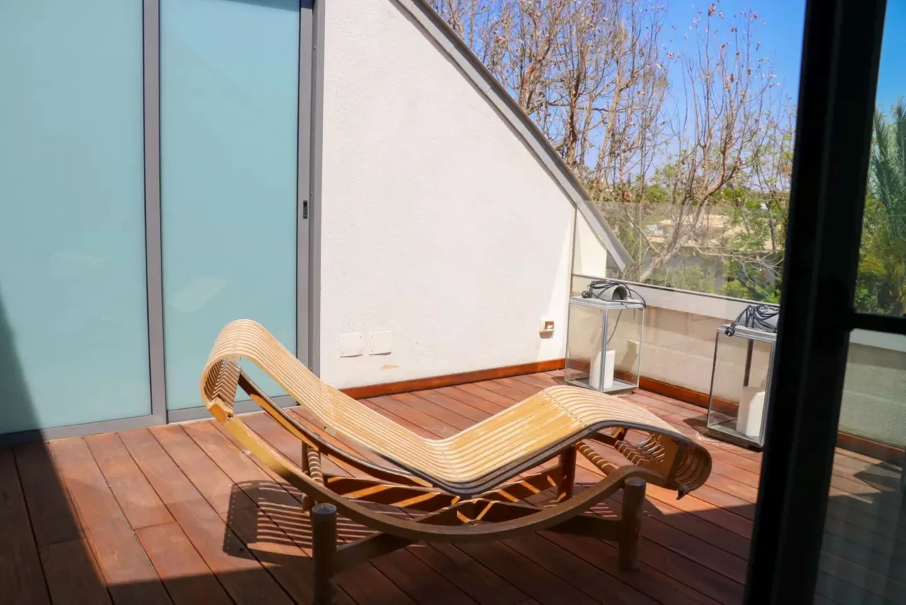 Luxurious Coastal Villa with Pool Near Herzliya Be photo 3