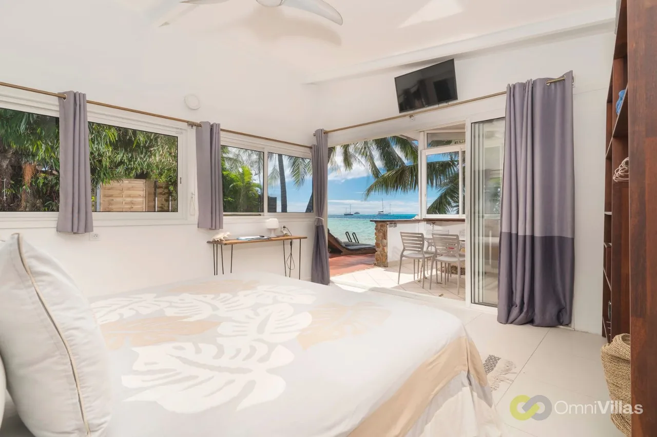 Seaside Serenity: 2BR Oasis on Enchanting Moorea photo 2