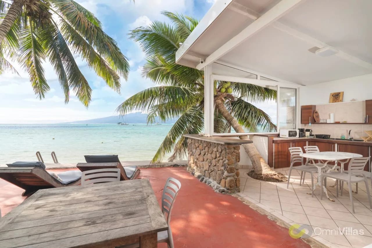 Seaside Serenity: 2BR Oasis on Enchanting Moorea photo 3
