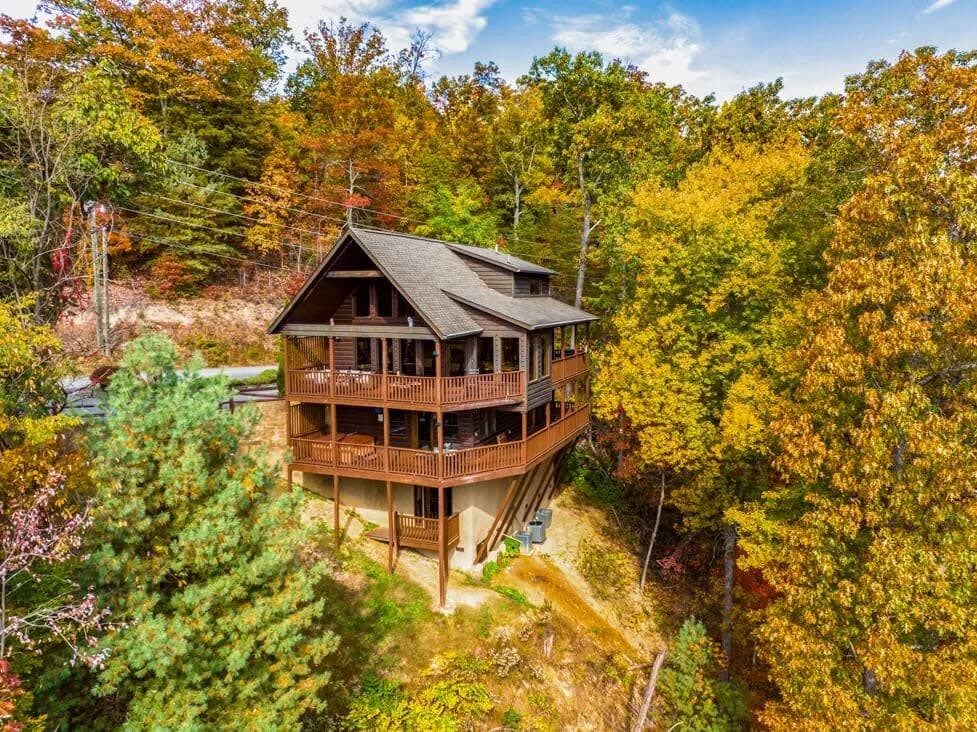 Private Mtn Views|Movie Theater|Hot Tub|Pool Table photo 3