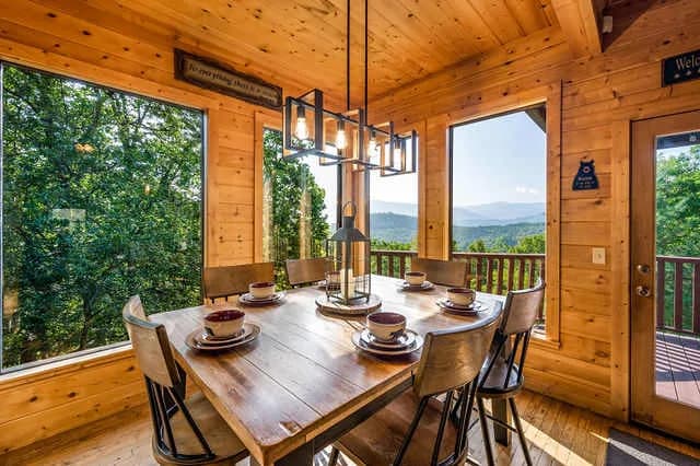 Private Mtn Views|Movie Theater|Hot Tub|Pool Table photo 4