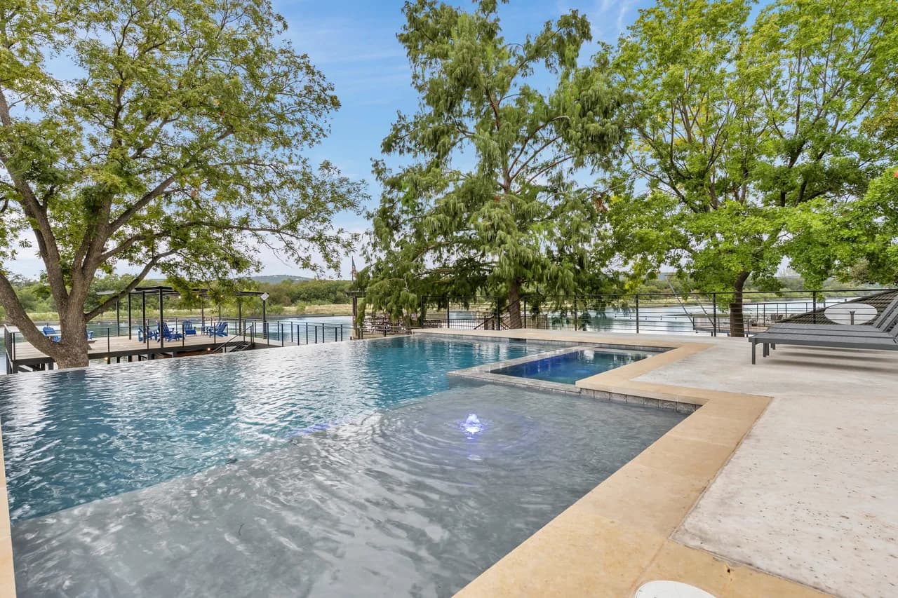 Lakefront Family Retreat in Burnet County photo 5